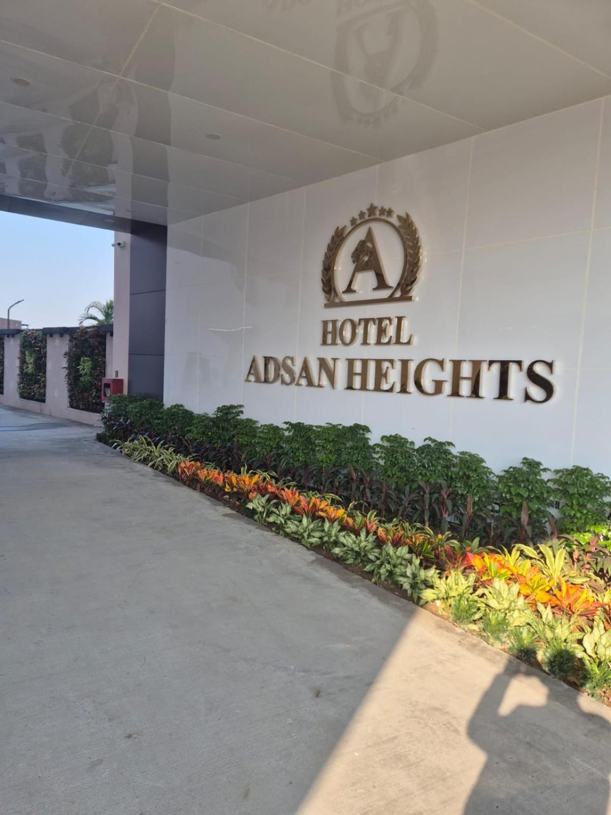 Hotel Adsan Heights Gajraula Dış mekan fotoğraf