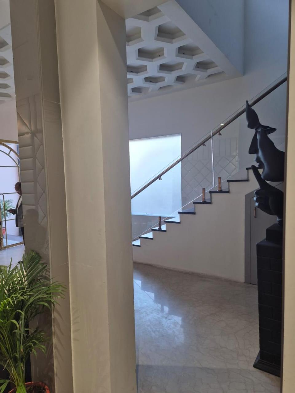 Hotel Adsan Heights Gajraula Dış mekan fotoğraf